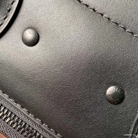 WIS PM STEAMER LOUIS VUITTON 0815